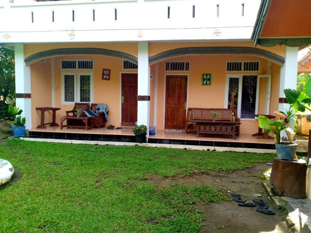 Sumatra Cheeky Monkeys Hotel Bukit Lawang Ngoại thất bức ảnh