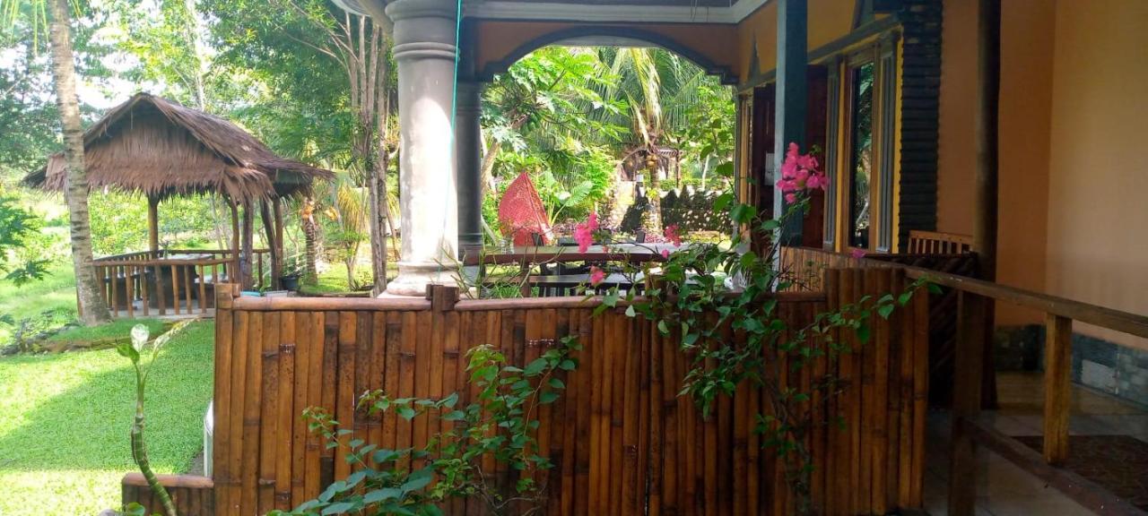 Sumatra Cheeky Monkeys Hotel Bukit Lawang Ngoại thất bức ảnh