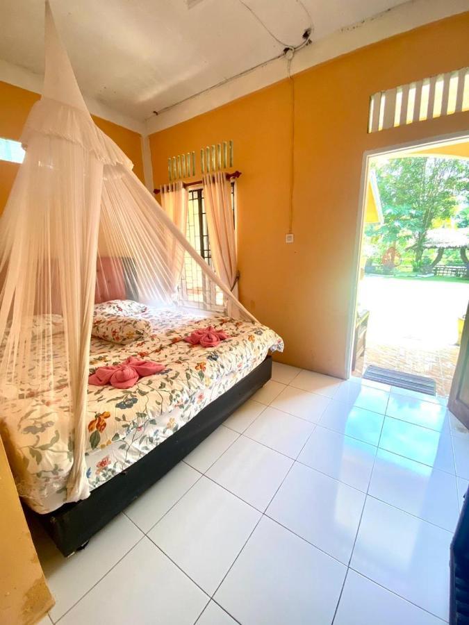 Sumatra Cheeky Monkeys Hotel Bukit Lawang Ngoại thất bức ảnh