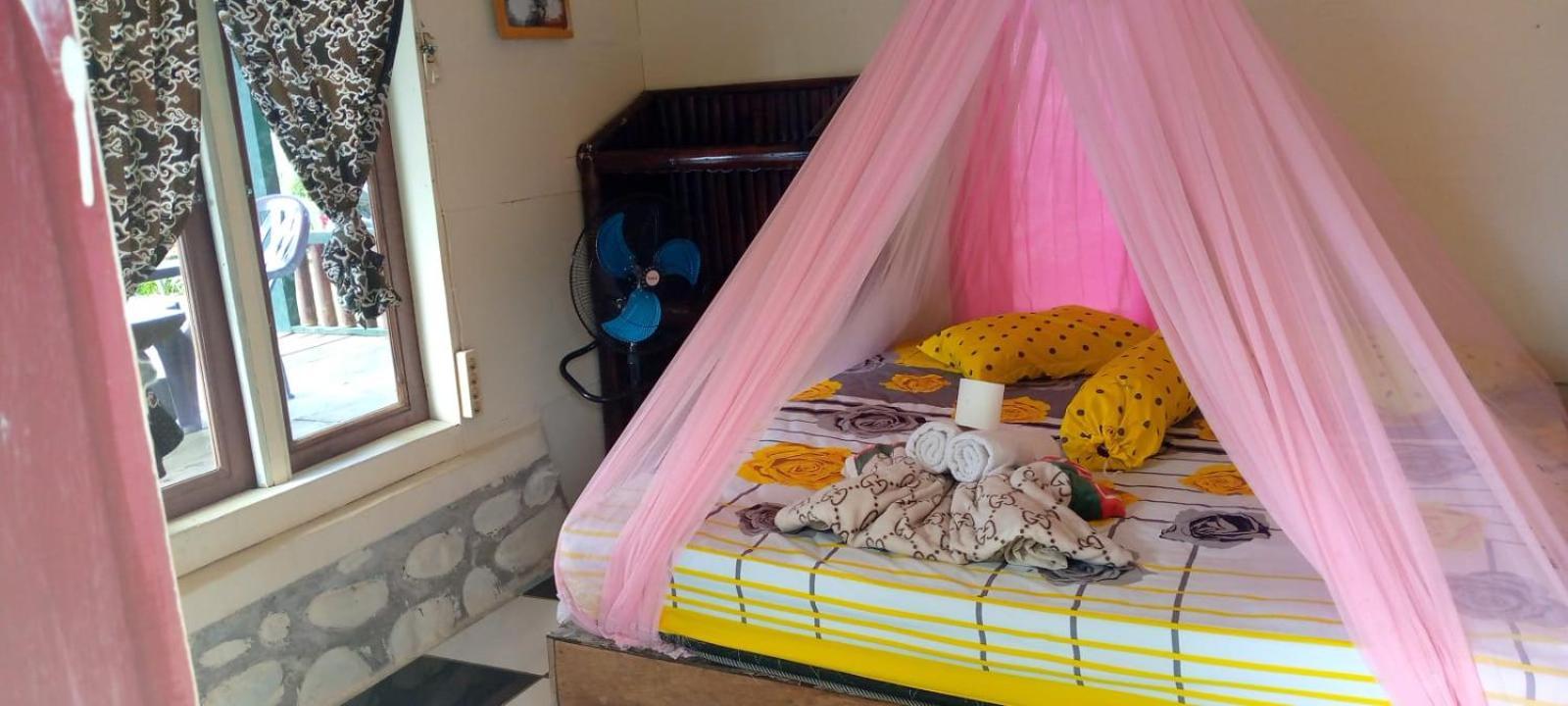 Sumatra Cheeky Monkeys Hotel Bukit Lawang Phòng bức ảnh